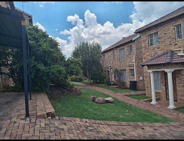 3 BEDROOM APARTMENT FOR SALE IN ELANDSPARK